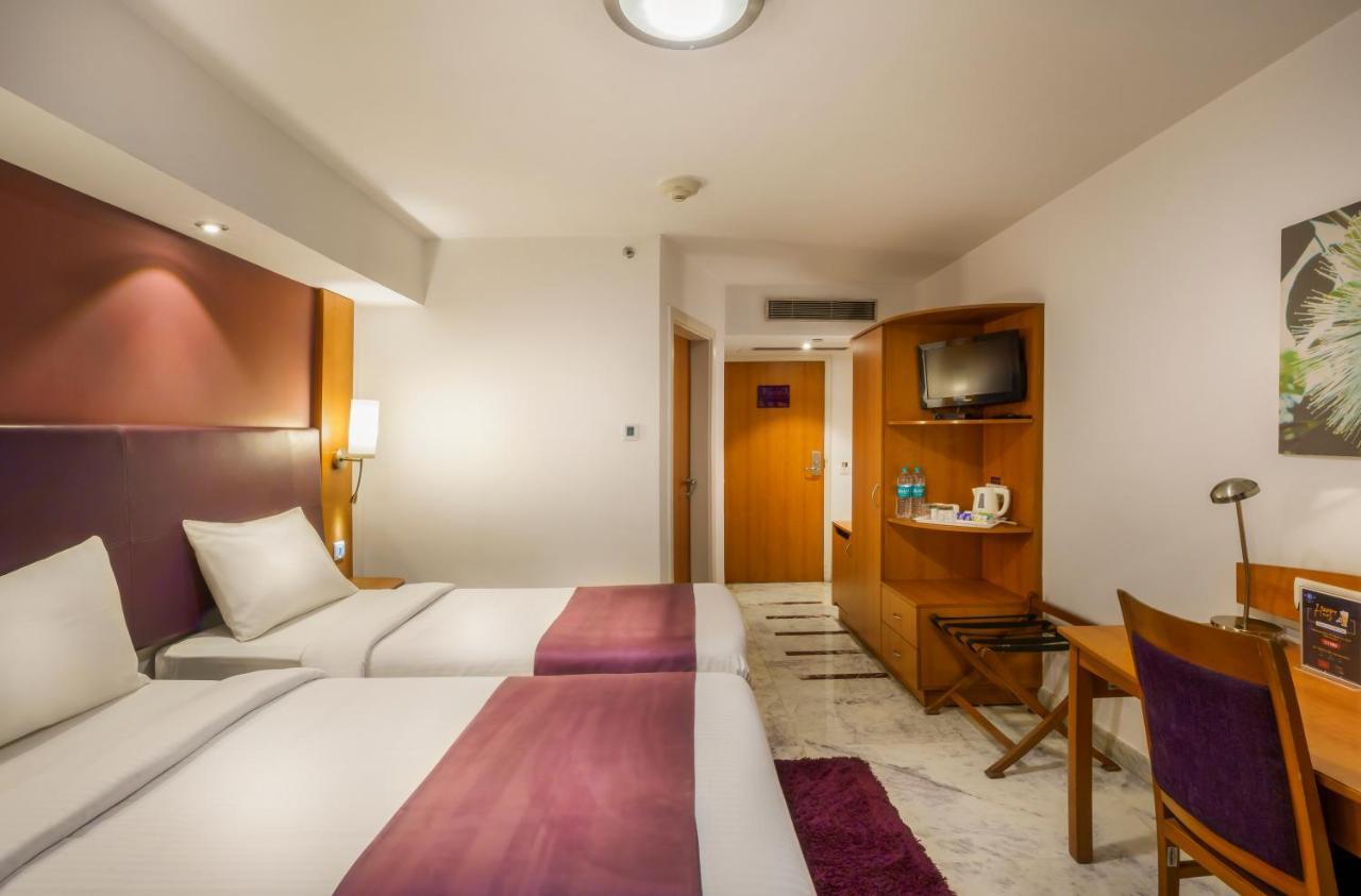 Caspia Hotel New Delhi Exteriér fotografie